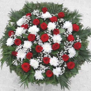 Sēru vainags ar rozēm